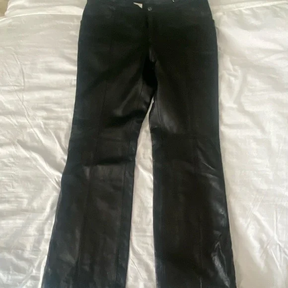 Women’s Harley Davidson Lined Leather Pants tribal Appliqué/Zippers at bottom. 8 - Picture 2 of 13
